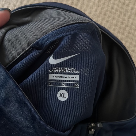 Men’s Nike Track Jacket! - Picture 4 of 6